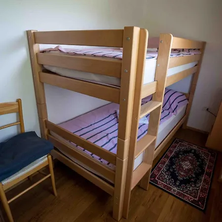 Apartment Apartment Belveder Hisa Lidija